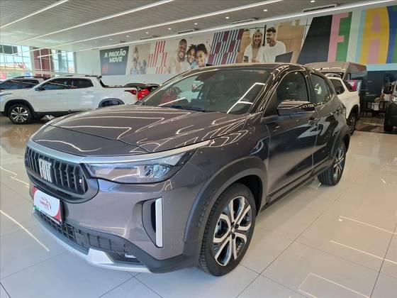 FIAT PULSE 1.0 TURBO 200 HYBRID IMPETUS CVT FIAT PULSE 1.0 TURBO 200 HYBRID IMPETUS CVT